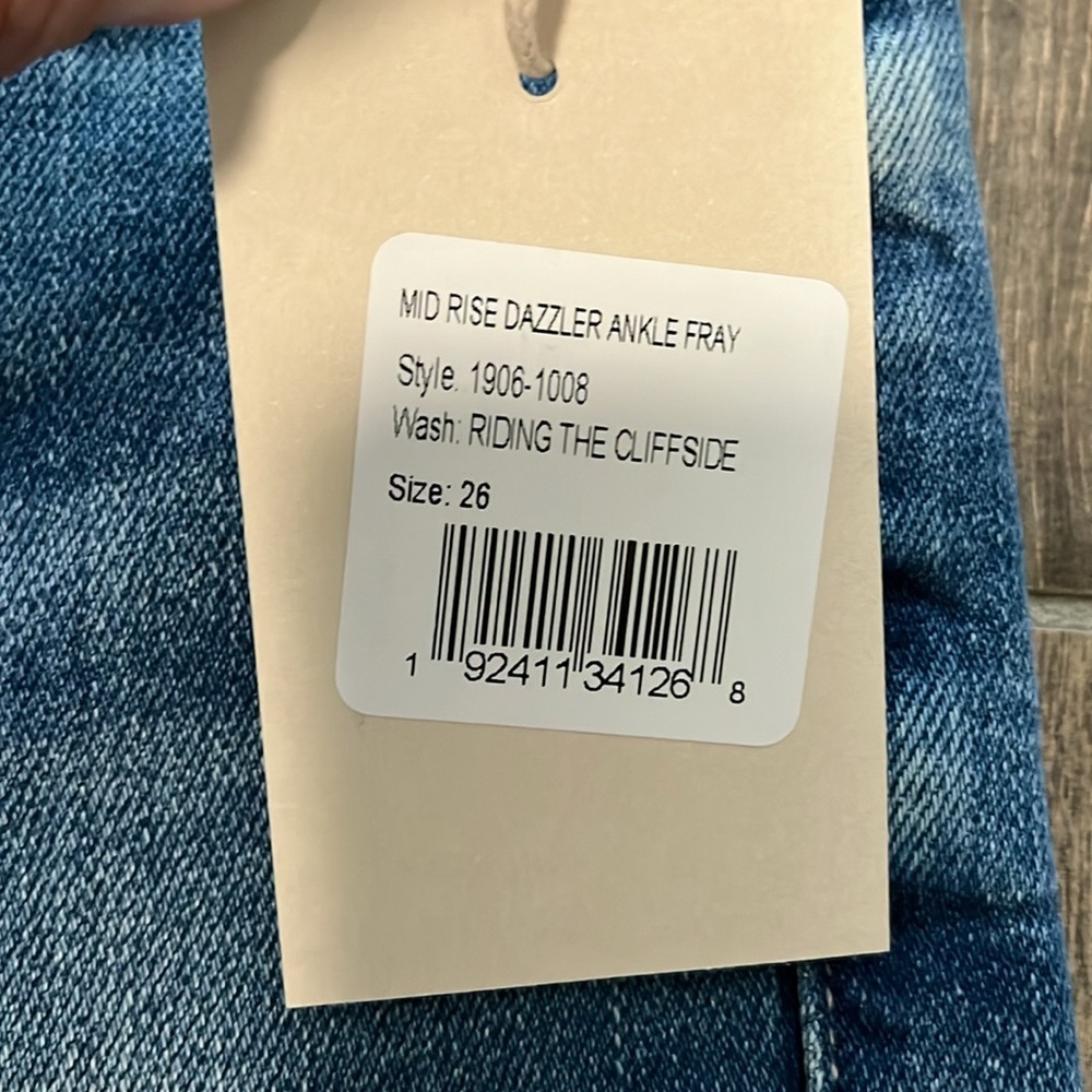 NWT MOTHER The Mid Rise Dazzler Ankle Fray Jeans Size 26 - Picture 10 of 12